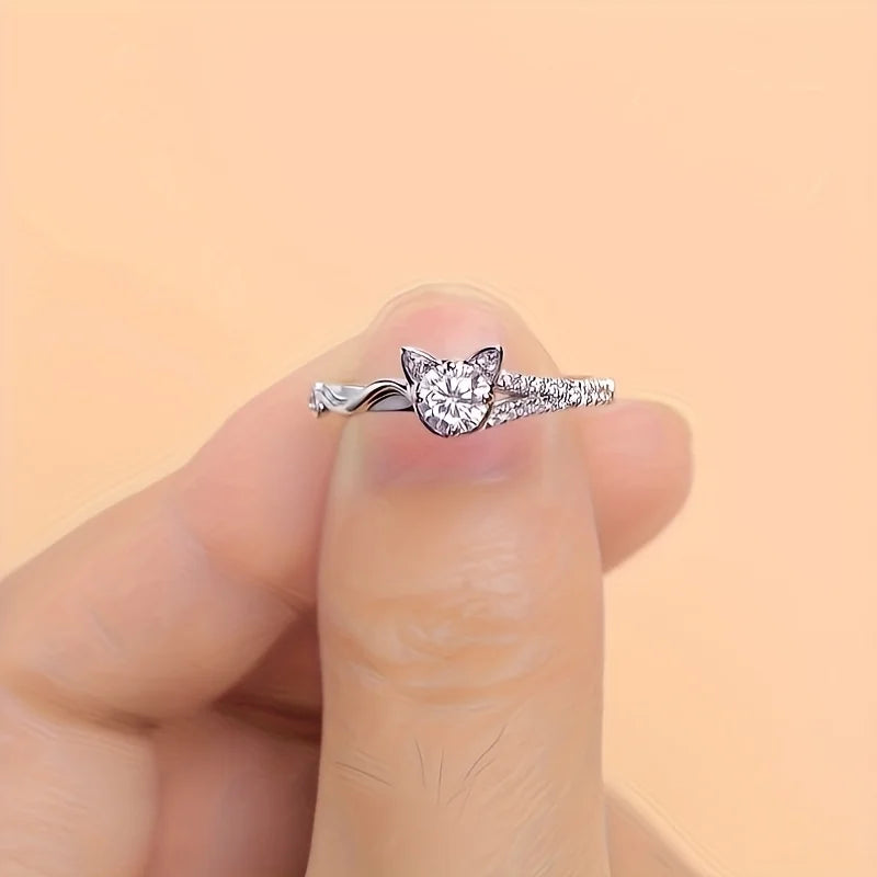 1 cute cat ear alloy ring, a fashionable, trendy, unique, simple, and beautiful accessory. Suitable for everyday wear, parties,