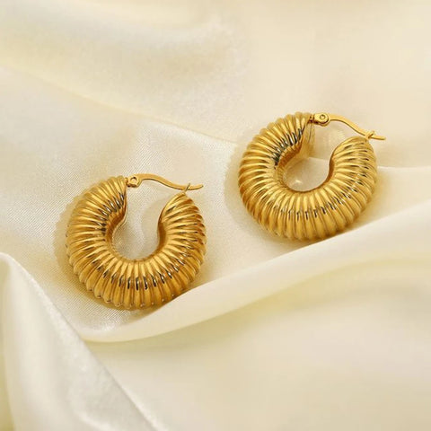 Classic Stainless Steel Waterproof Chunky Hammered Hoop Earrings Unusual Empty Stacked Circle Ear Ring Buckle Huggie Jewelry